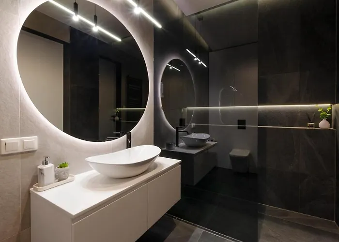 شقة Sky Home- Sunset Penthouse -neopolis, Centrum, Klimatyzacja, Parking Dostep Na Kod