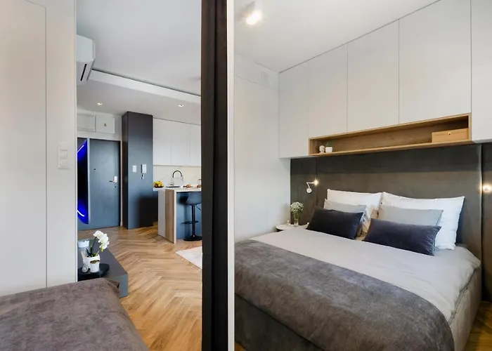 Sky Home- Sunset Penthouse -neopolis, Centrum, Klimatyzacja, Parking Dostep Na Kod * Λοτζ